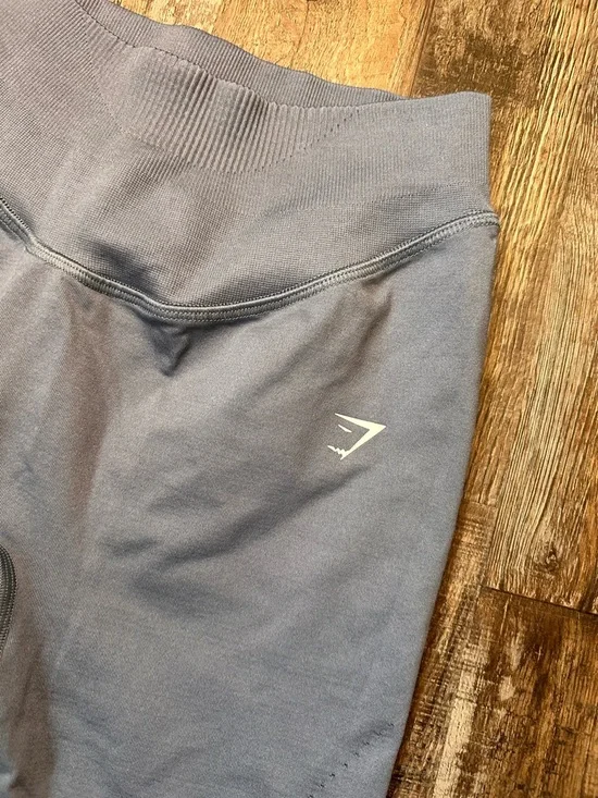 Gymshark Women's High-Waist Seamless Blue Workout Bike Shorts - Picture 2 of 2